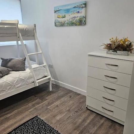 Small Studio For Group Of 5 In Delta Croydon Dpf3 Bagian luar foto