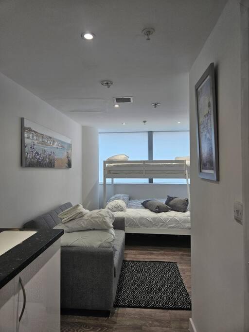 Small Studio For Group Of 5 In Delta Croydon Dpf3 Bagian luar foto