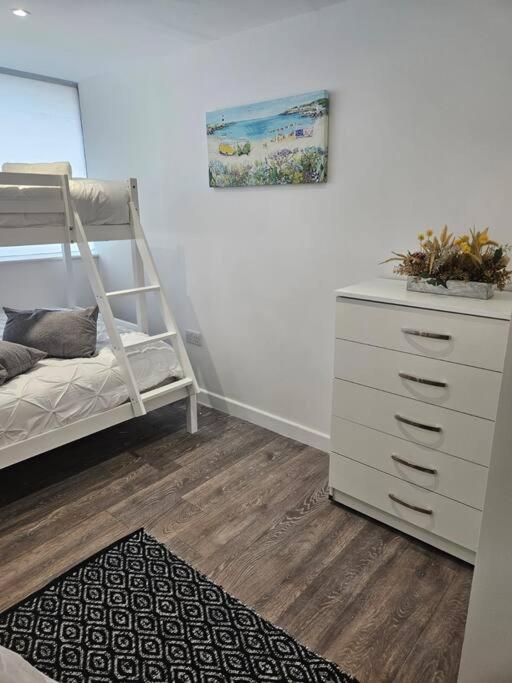 Small Studio For Group Of 5 In Delta Croydon Dpf3 Bagian luar foto